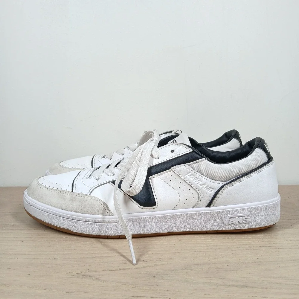 Vans Lowland CC Sneakers Men 10.5 White Black Leather Suede Skate Y2K Streetwear